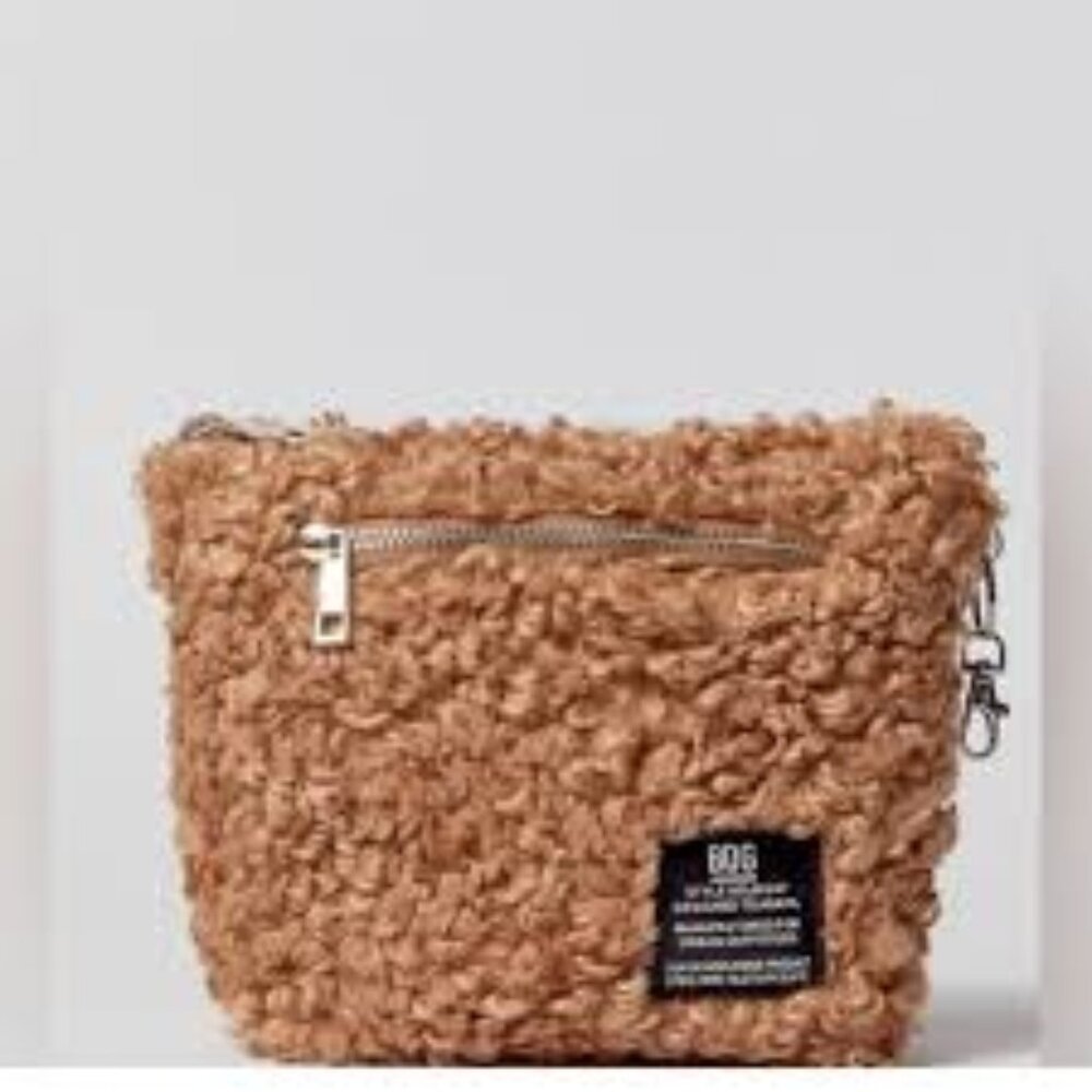 BDG FLEECE TEDDY BROWN ZIPPER POUCH BRAND NEW WITHOUT TAGS